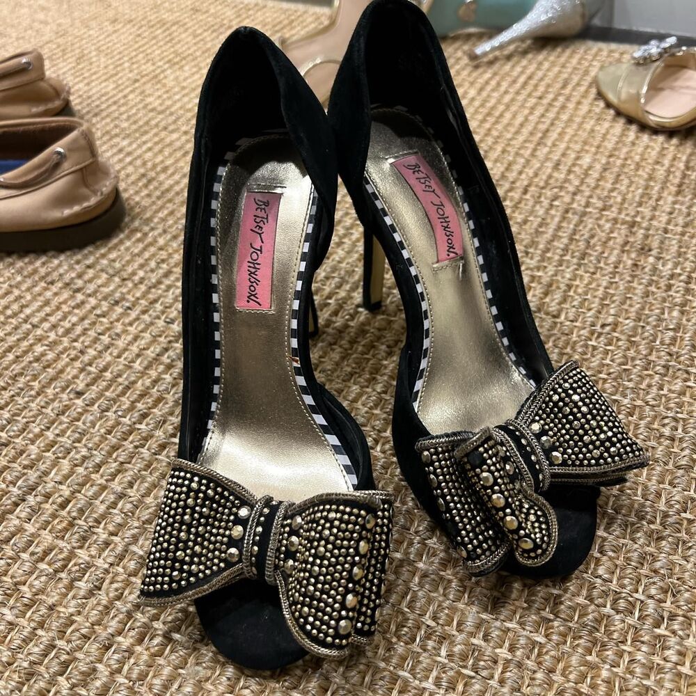 Betsey Johnson Glendah Black Velvet Gold Embellished Bow Peep Toe Heels